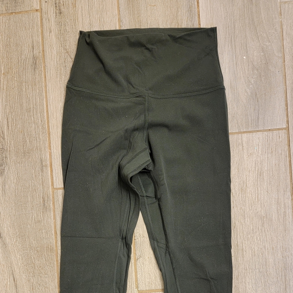 Lululemon Align Leggings - size 4
